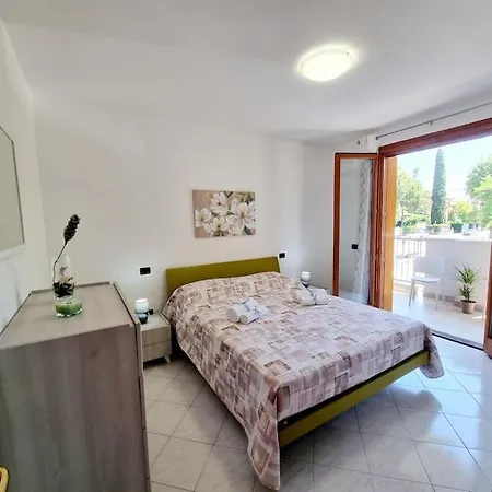 شقة Rosa Del Garda *